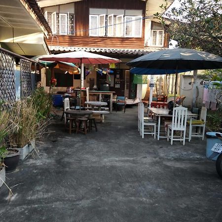 Samlanjed Guesthouse Čiang Mai Exteriér fotografie